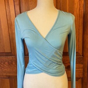 Vetior Crop Crisscross Small Baby Blue